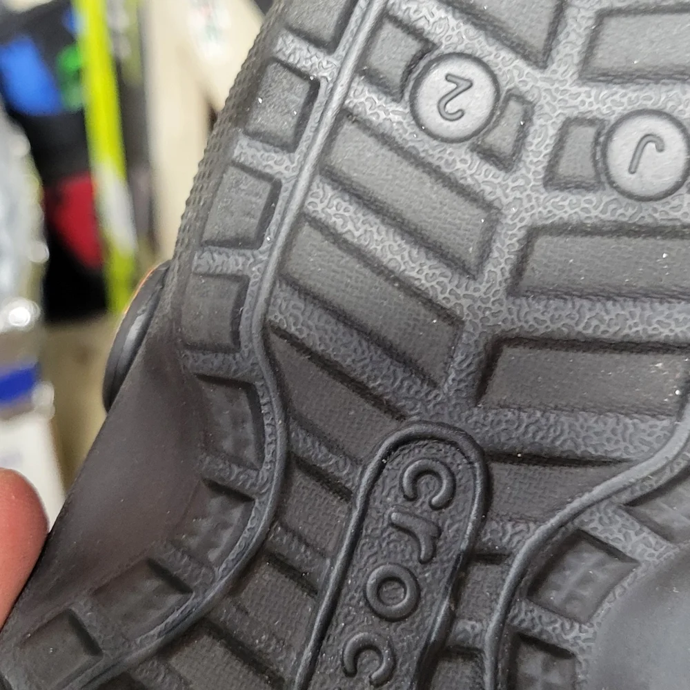 Shoes - Picture 2 of 7